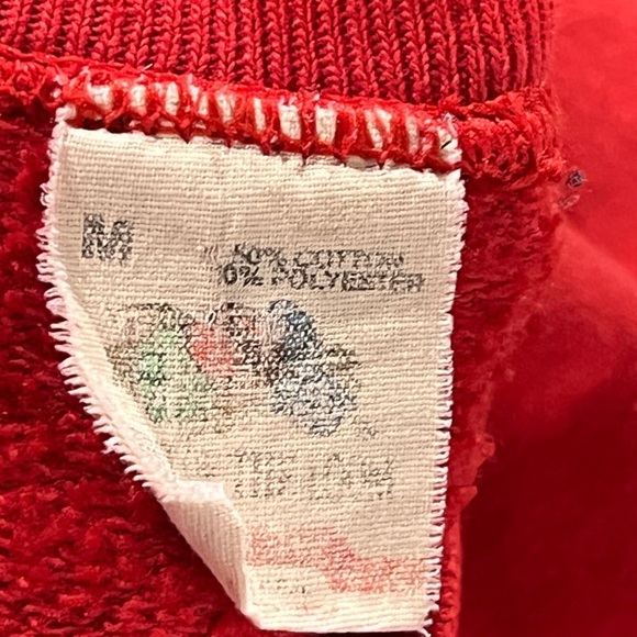 Vintage 80s Panda Bear Red Animal Print Crewneck Pullover 1980s Sweatshirt - Picture 5 of 5